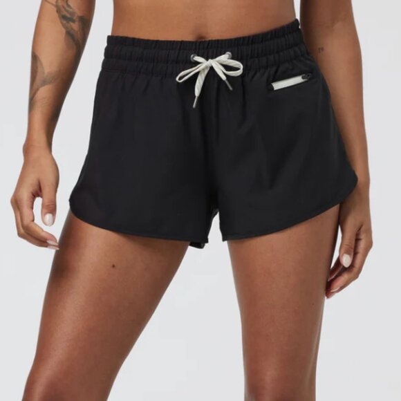 Vuori Pants - Vuori Clementine Shorts